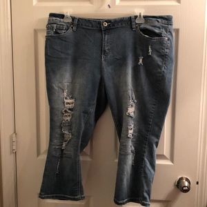 Ladies Jean Capri’s